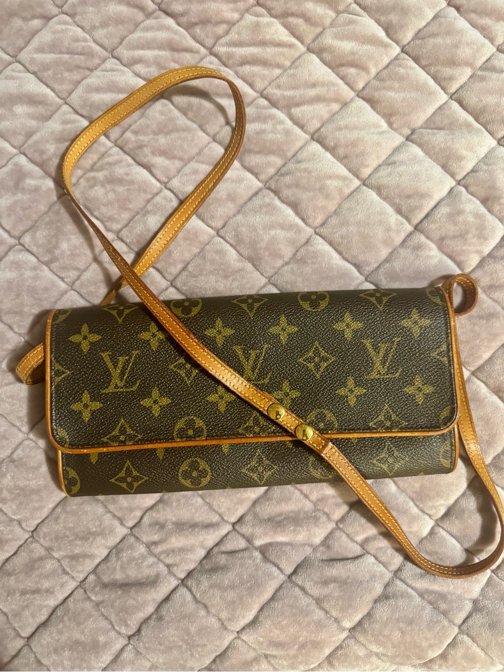 Louis Vuitton Pochette Twin GM Monogram Vintage 2000